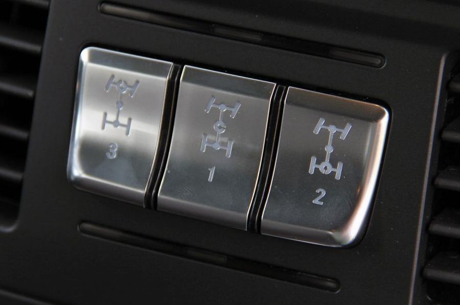  Mercedes-Benz G63 AMG 2013 года  (фото 15 из 40)